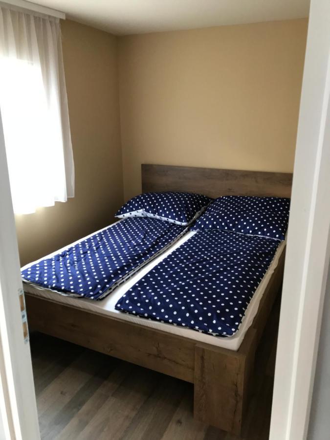 Dunasor1 Apartman Domsod Esterno foto